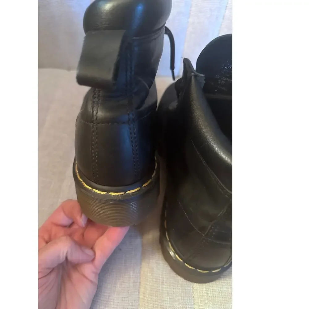 DOC MARTENS BLACK LEATHER AIR CUSHIONED SOLE BOOTS; SIZE 42 US M/9 Or W/10-11 - Picture 5 of 8